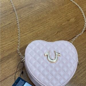 True religion, pink quilted heart chain bag, new with tag